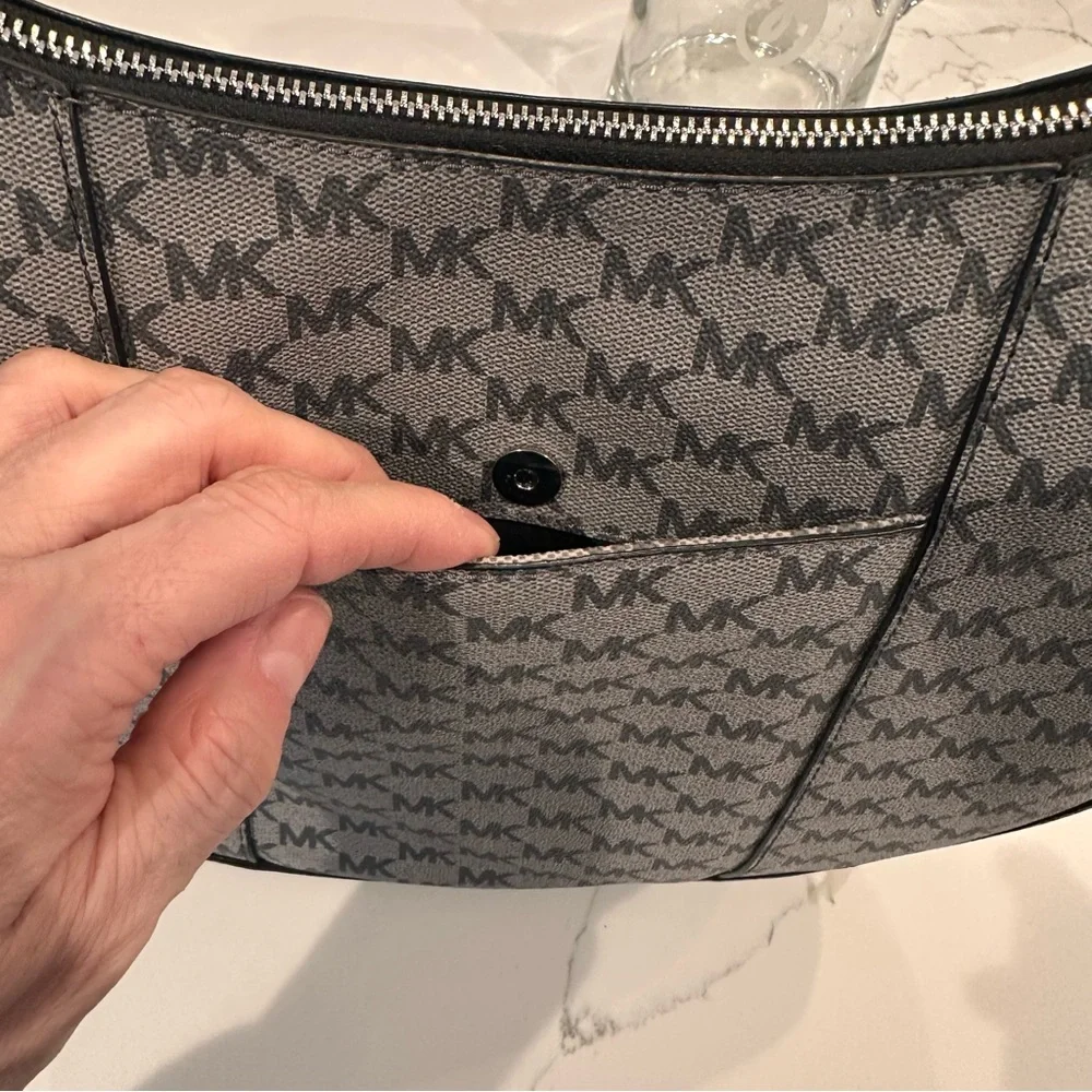 Michael Kors Lydia Large Hobo Bag Purse Signature MK Logo Black Shoulder Bag NEW - Picture 5 of 16